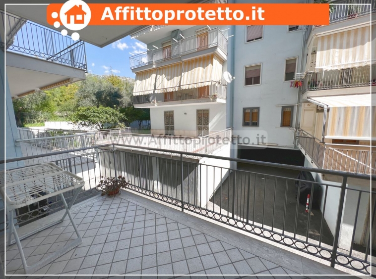 casa in parco residenziale in affitto a Formia